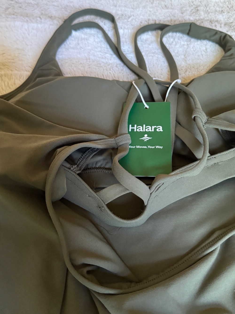 HALARA High-Waist Olive Green Leggings and Matching Shirt with Built in Bra - Picture 11 of 14